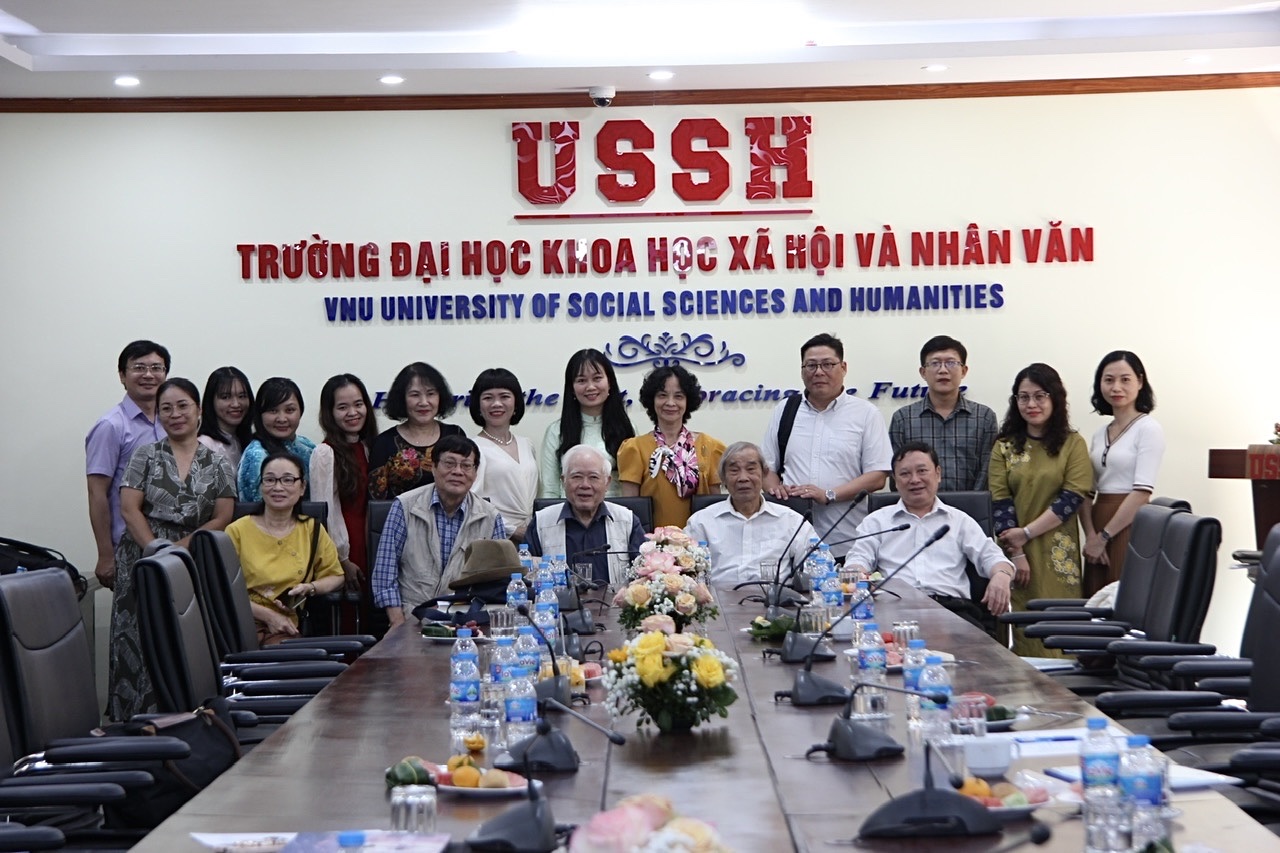 Ngành Văn học: Đưa kỹ năng làm báo chí, biên kịch điện ảnh vào giảng dạy