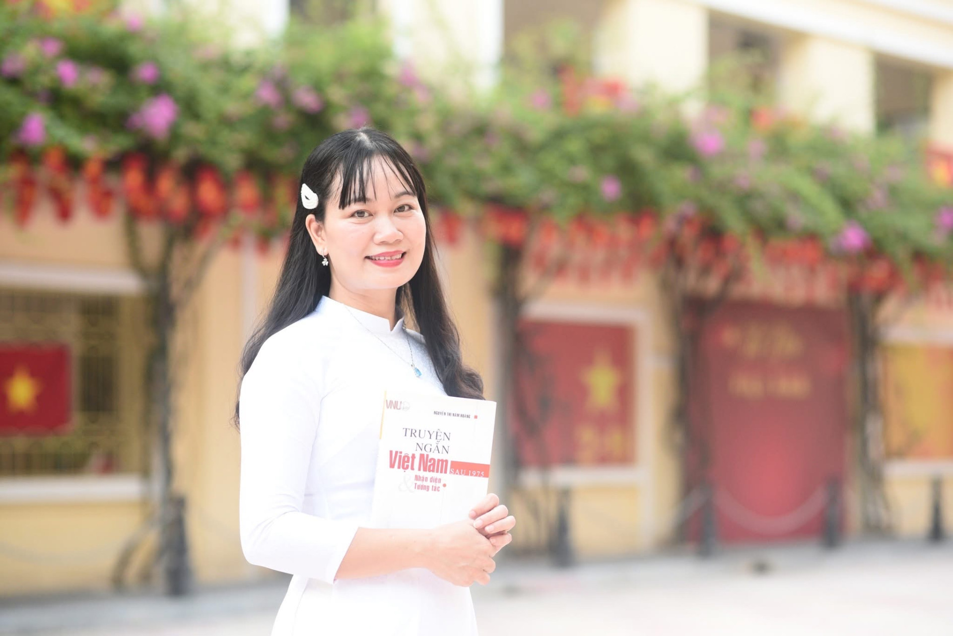 TS. NGUYỄN THỊ NĂM HOÀNG - Phó Trưởng Khoa Văn học