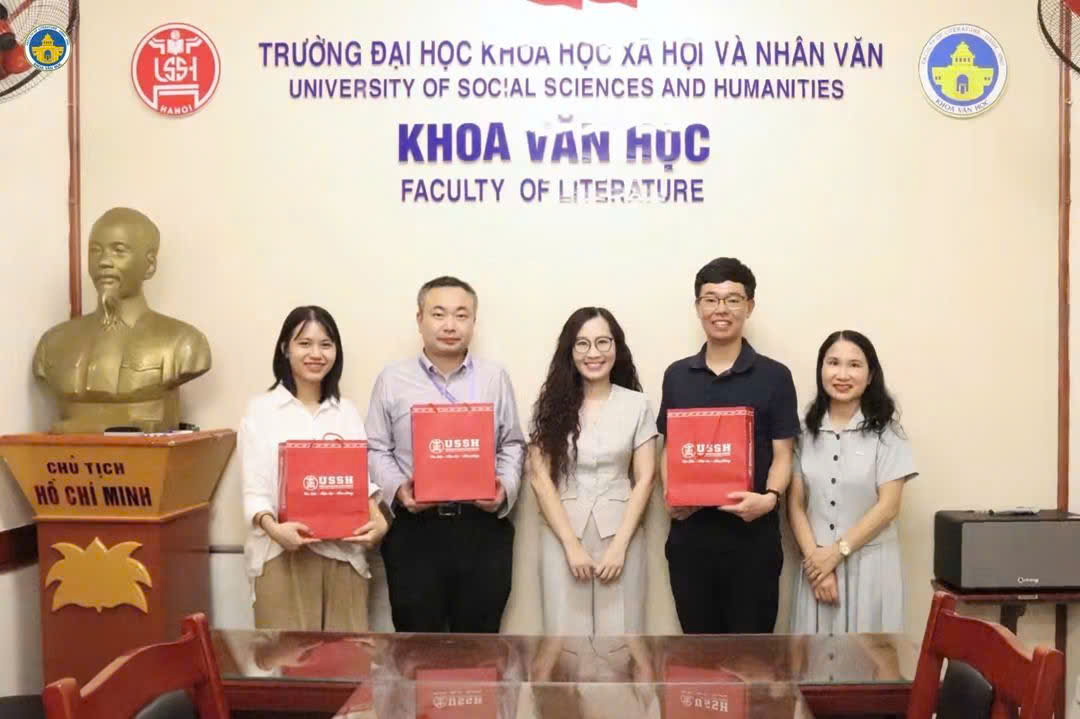 KHOA VĂN HỌC TĂNG CƯỜNG HỢP TÁC VỚI QUỸ GIAO LƯU QUỐC TẾ NHẬT BẢN (THE JAPAN FOUNDATION)